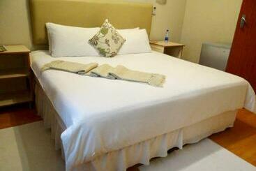 پانسیون Lilliz Guest House