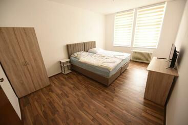 膳宿费 Design Apartments 2