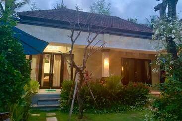 پانسیون Pondok Ardi Villas