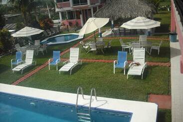 هتل Villas Del Rey