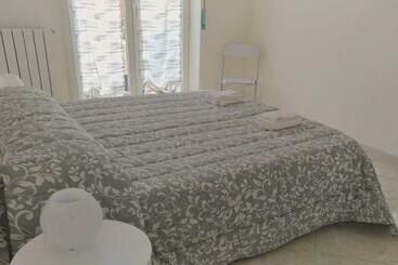 تختخواب و صبحانه Il Soffione Home