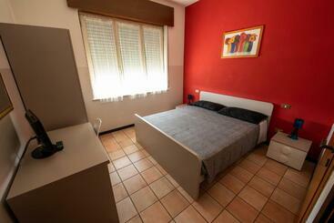 هتل Albergo La Rovere
