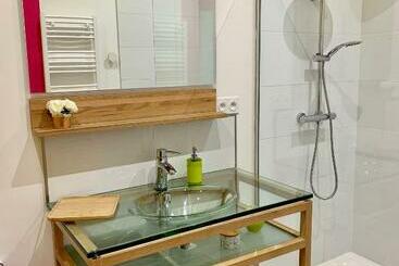 تختخواب و صبحانه Atelier Des Vidaux