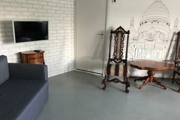 هتل Loft Family