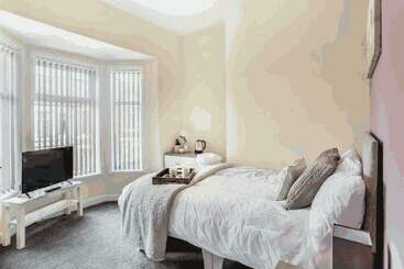پانسیون Townhouse @ 62 Samuel Street Crewe