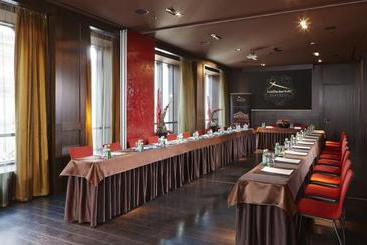 Buddha-Bar Hotel Budapest Klotild Palace