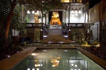 هتل Casa Bueras Boutique