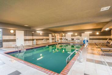 فندق Hampton Inn New Albany