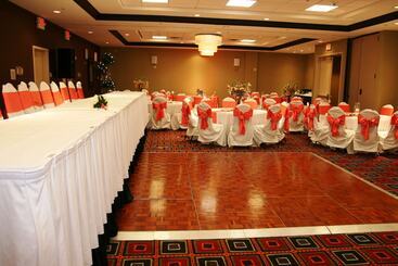 هتل Hilton Garden Inn Birmingham/trussville