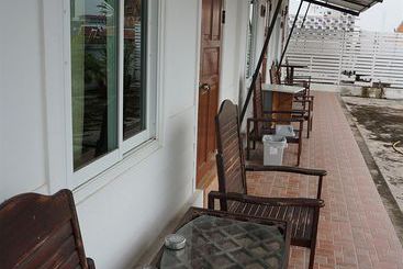 هتل Sand Inn