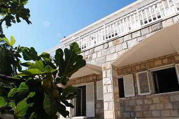 Peric Apartments