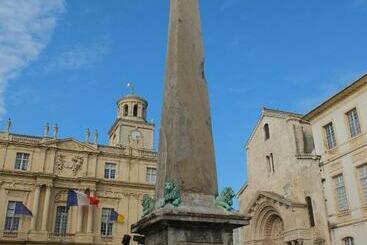 住宿加早餐  Arles Bienvenue