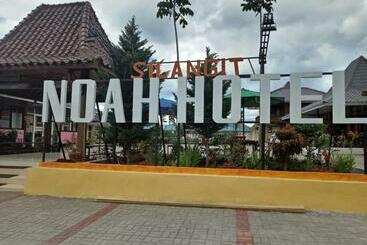 Noah Hotel Silangit
