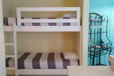 South Padre Island Condo Is Walking Distance To The Beach, Sleeps 6, Third Floor, 2024 Traveler Awar