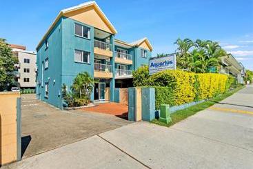 여관 Aquarius Gold Coast
