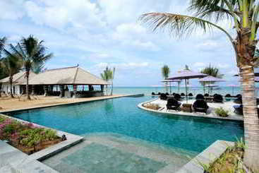 هتل Beyond Khaolak