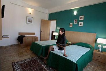 酒店 Mandava Suites