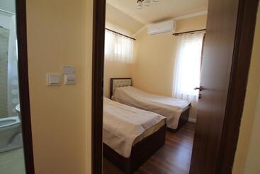 膳宿费 Casa Camelia Felix