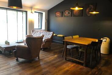 مبيت وإفطار Le Logis D Augustin