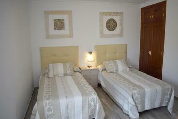 هاستل Iznájar Suites