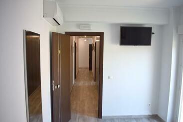 هاستل Iznájar Suites