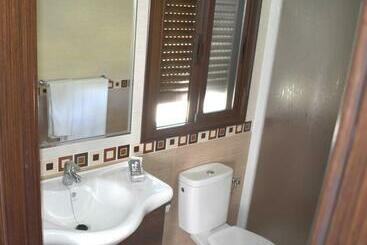 هاستل Iznájar Suites