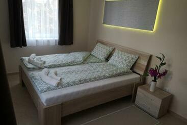Gold De Luxe Apartman