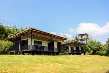 Mae On Village Resort