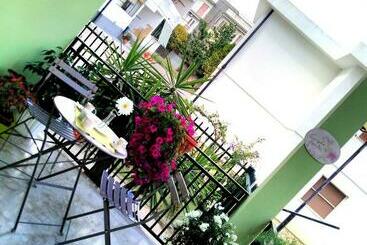B&b L Angolo Fiorito