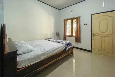 بنسيون Ekas Beach Guesthouse Mitra Reddoorz