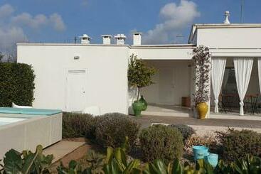 پانسیون I Colmi   Trulli Suites