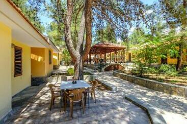 شقة فندقية Platres Valley Houses