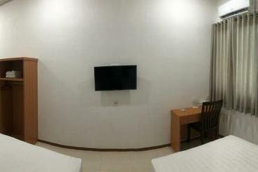 Aurora Hotel Siliwangi