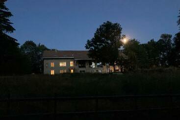 住宿加早餐  La Ferme Des Arêtes
