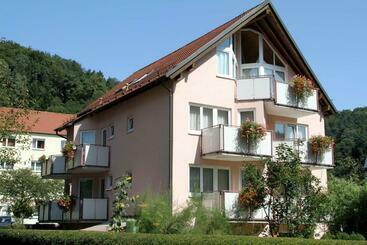 هتل Garni Elbgarten Bad Schandau