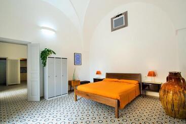 膳宿费 Masseria Prontera With Pool