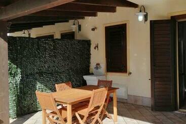 Torre Sances House