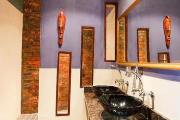 تختخواب و صبحانه Sweet Ocean View Guesthouse