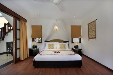 Dampati Villas