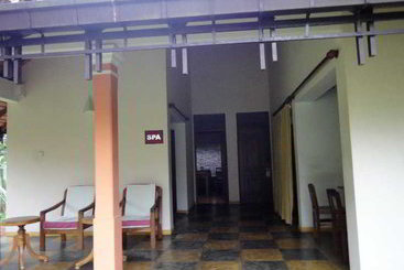 هتل Aida