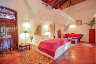 هتل Apa Villa Illuketia