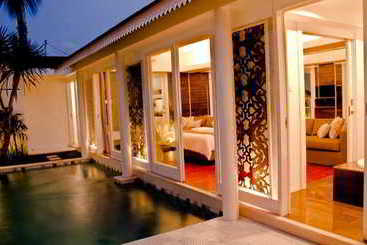 هتل Astana Batubelig Suite Pool Villa Seminyak