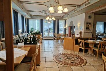 Общежитие Landgasthof Rose
