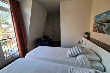 تختخواب و صبحانه Boutique Hotel De Raetskamer