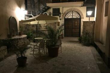 Le Prigioni Del Palazzo B&b