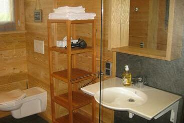 تختخواب و صبحانه Chambres D Hôtes La Vercouline
