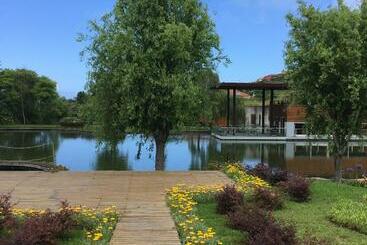 تختخواب و صبحانه Casa Do Til