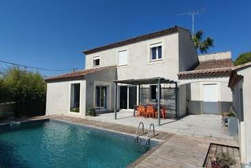 ベッドアンドブレックファースト Chambre à Bouzigues Dans Villa Individuelle