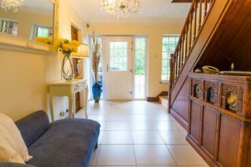 Dorney S B&b