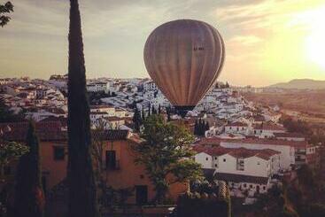 تختخواب و صبحانه Salvatierra Guest House